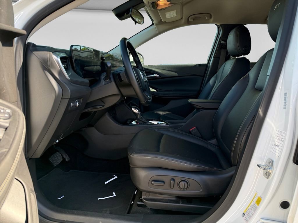 Used 2024 Summit White Buick Sport Touring image 10