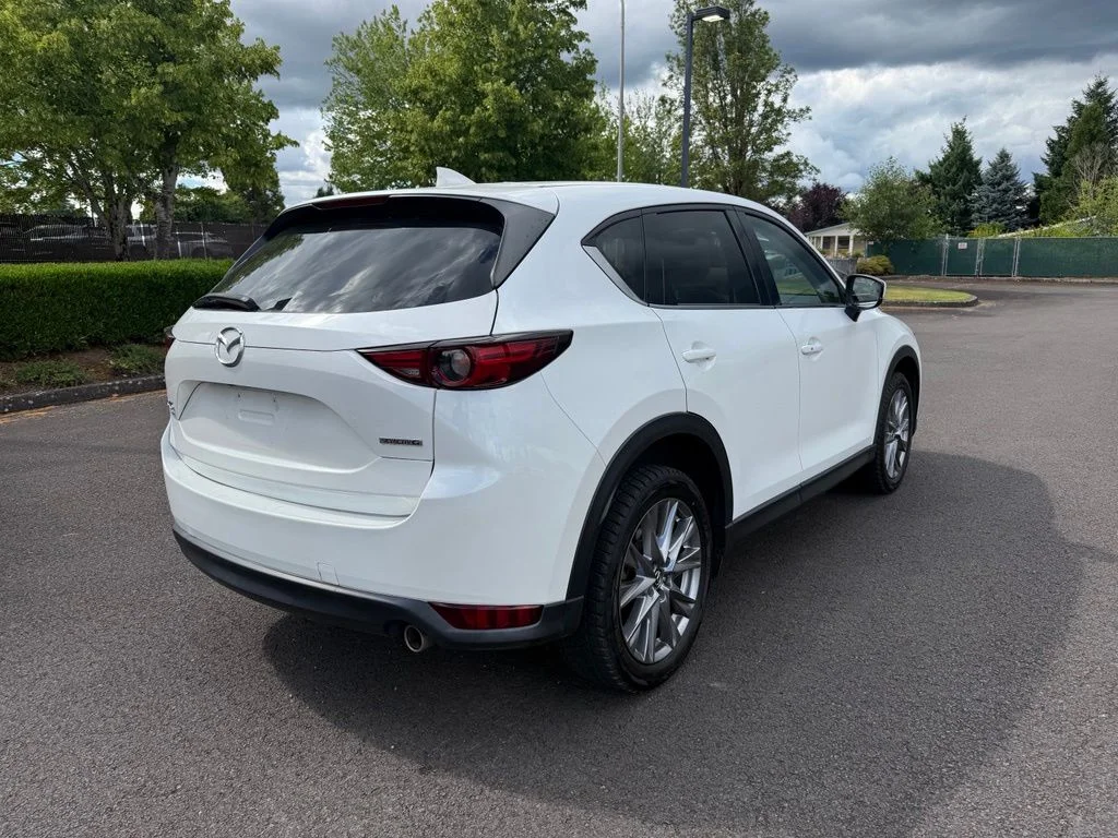 Used 2021 Snowflake White Pearl Mica Mazda Grand Touring image 7