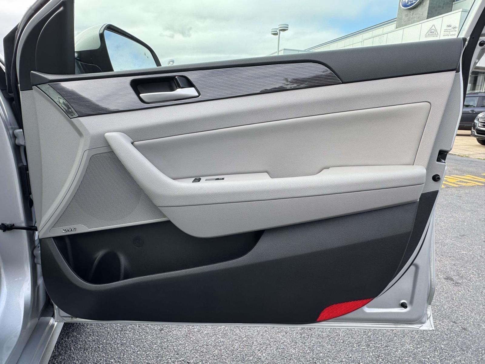 Used 2019 Symphony Silver Hyundai Limited image 8