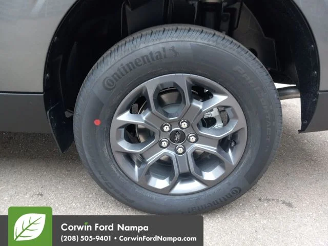 New 2026 Carbonized Gray Metallic Ford XLT image 32