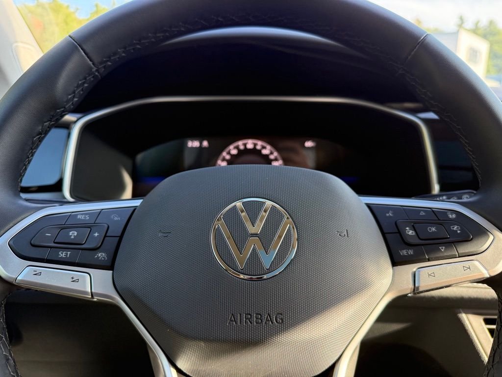 New 2026 Black Volkswagen 1.5T SE Black image 47