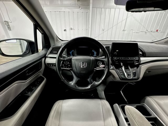 Used 2018  Honda EX-L image 11