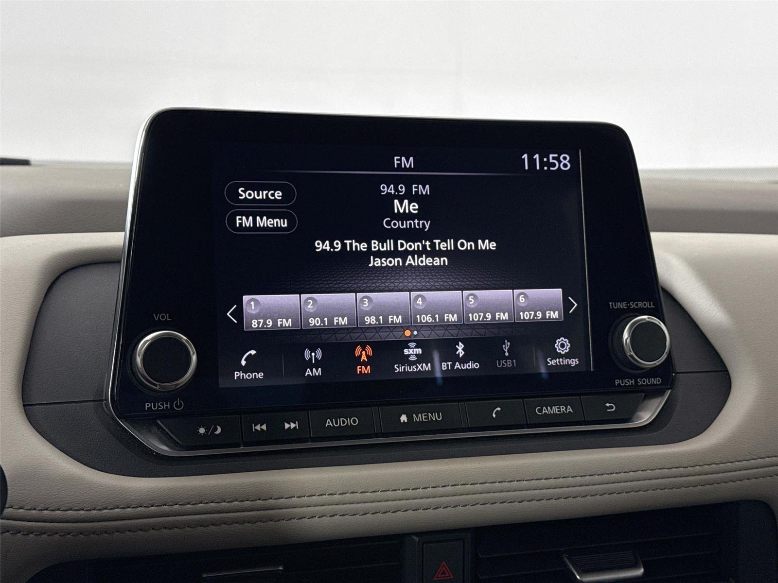Used 2023 Pearl White Tricoat Nissan SV image 20