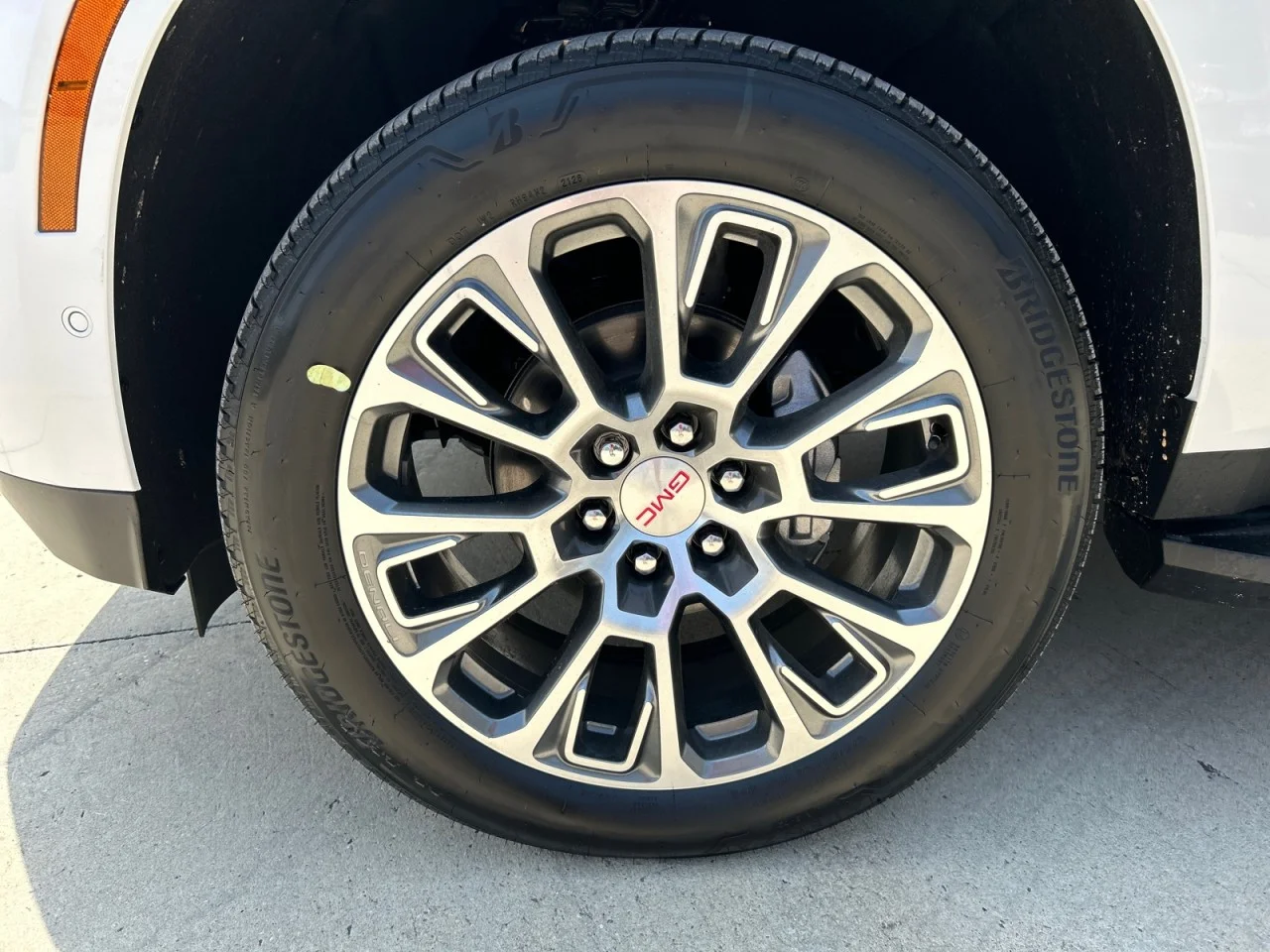 New 2026 Summit White GMC Denali image 9