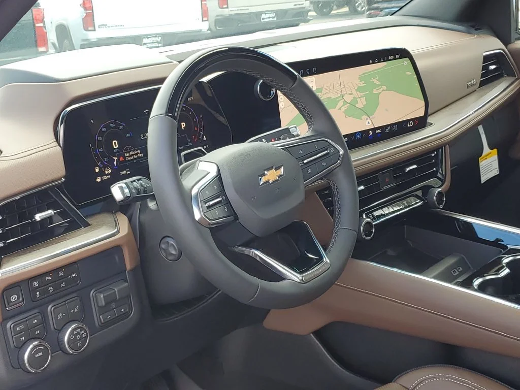 New 2026 Polar White Tricoat Chevrolet High Country image 8