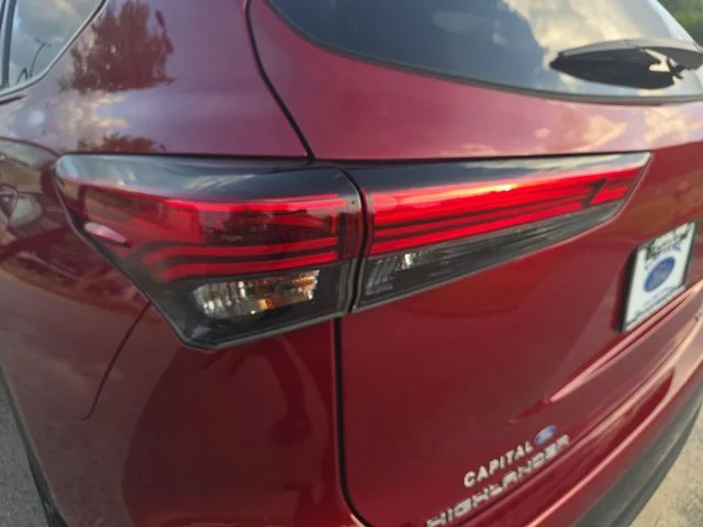 Used 2022 Red Toyota Limited image 37