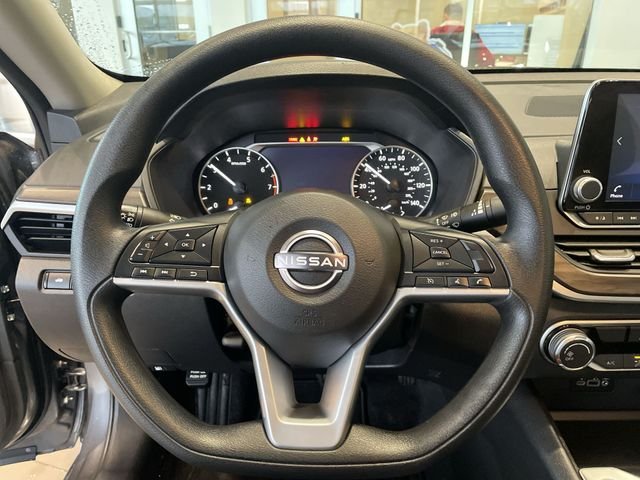 2025 Nissan Altima SV - Photo 19