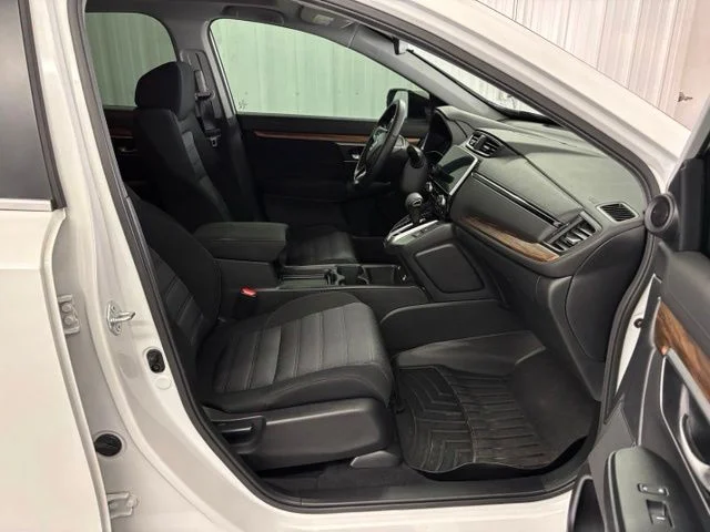 Used 2022 White Honda EX image 28