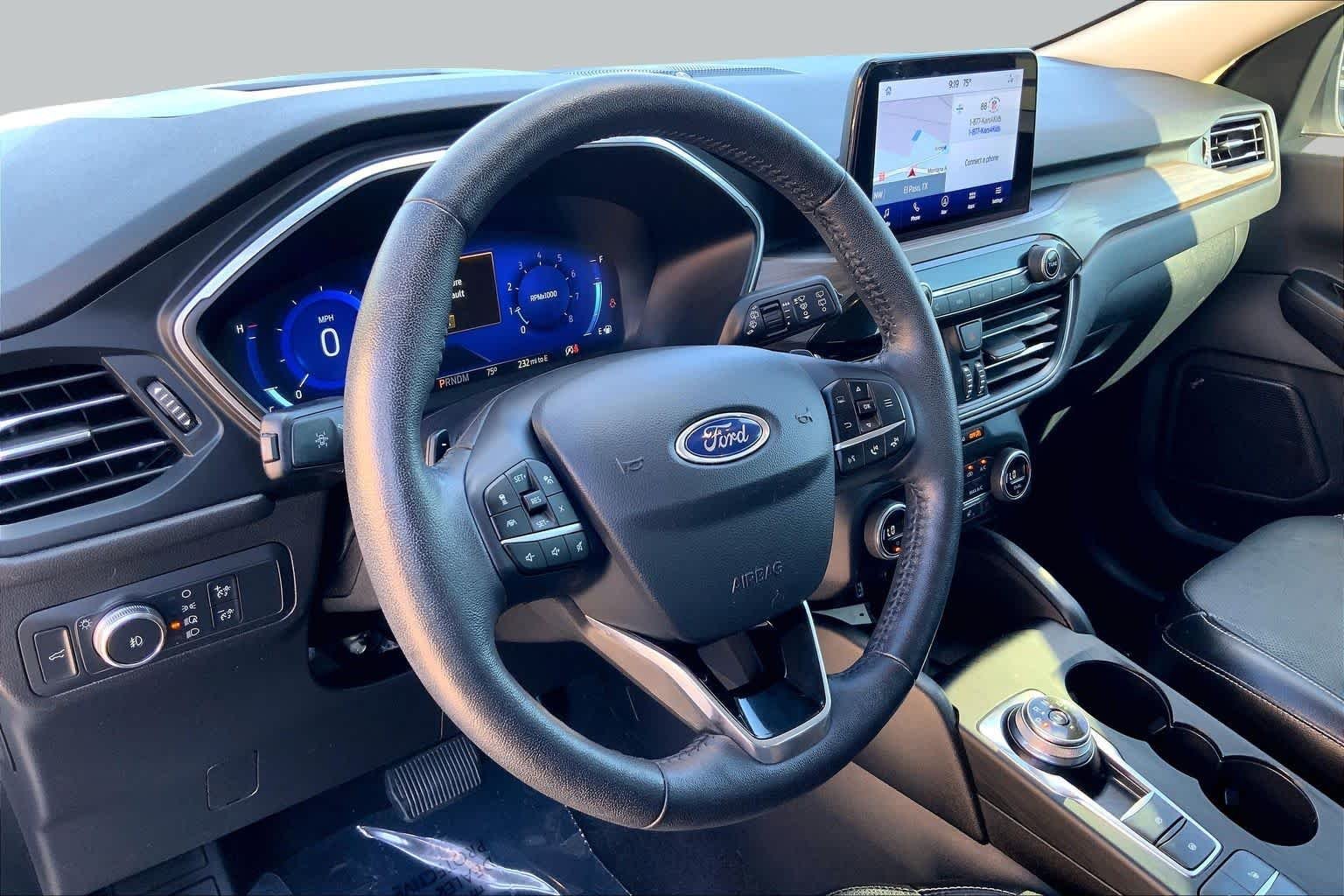 Used 2020 Star White Metallic Tri-Coat Ford Titanium image 18