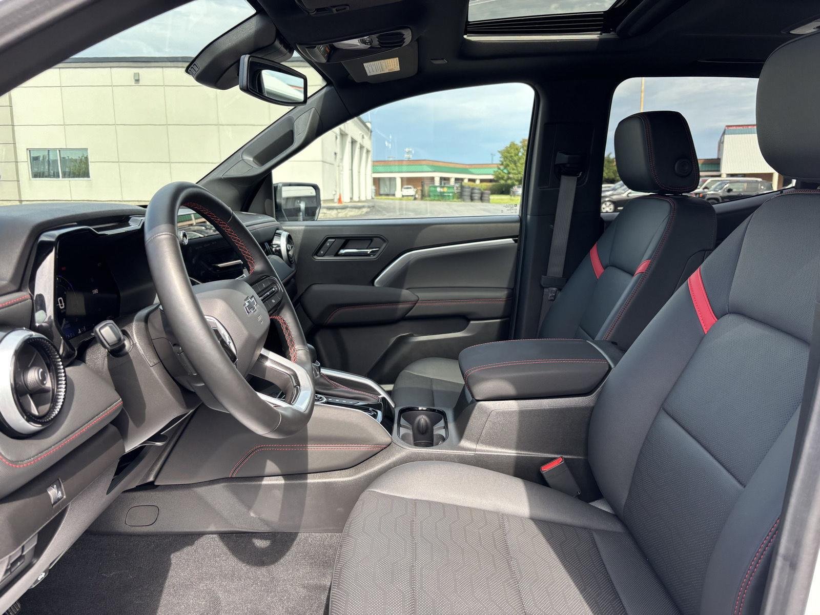 Used 2026 Summit White Chevrolet Z71 image 59