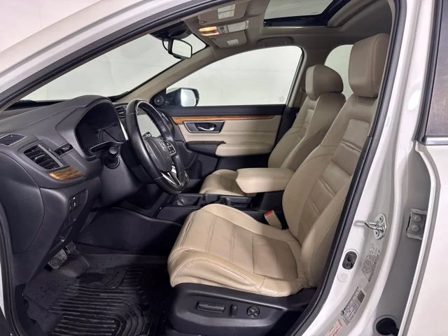 Used 2017 White Honda EX-L image 11