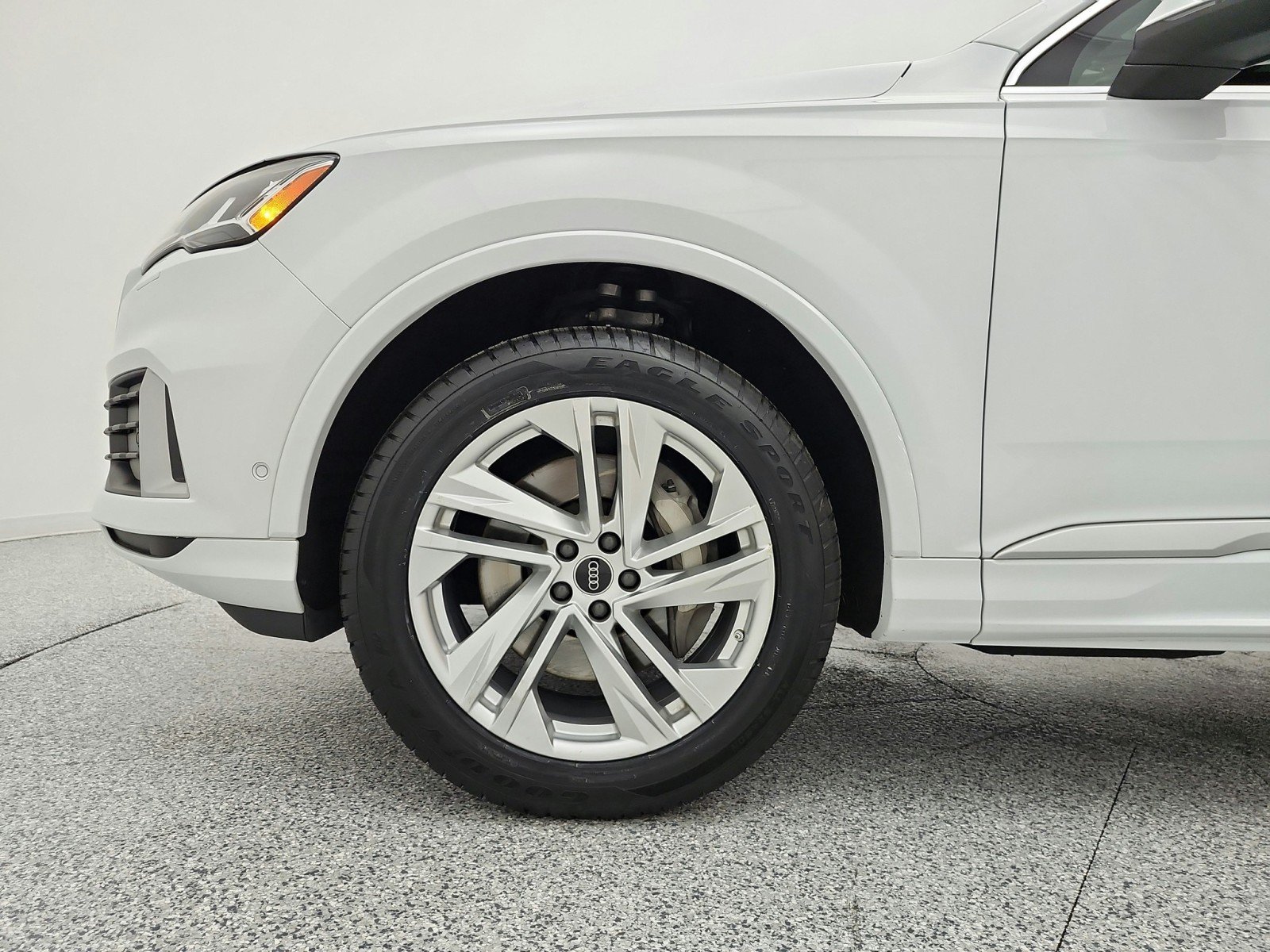 Used 2023 Glacier White Metallic Audi Premium image 18