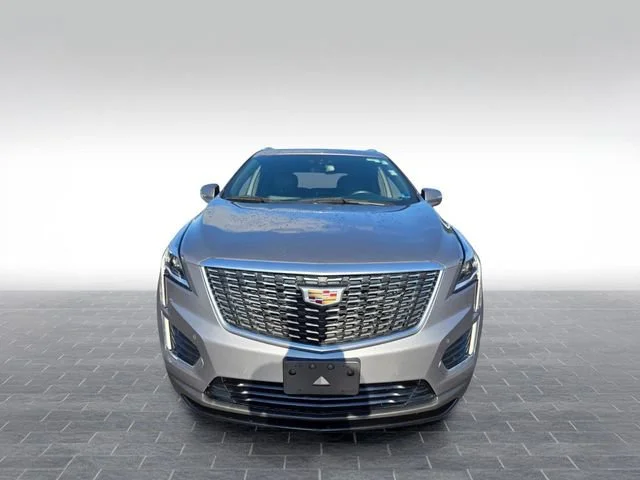 Used 2021 SATIN STEEL METALLIC Cadillac FWD Luxury image 2