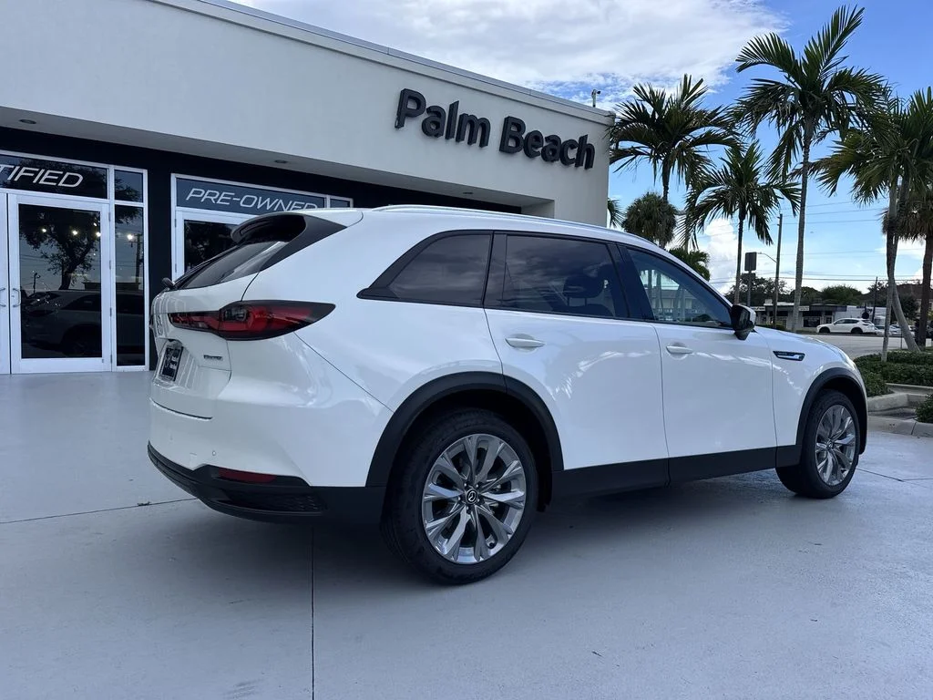New 2026 White Mazda 3.3 Turbo Preferred AWD image 24