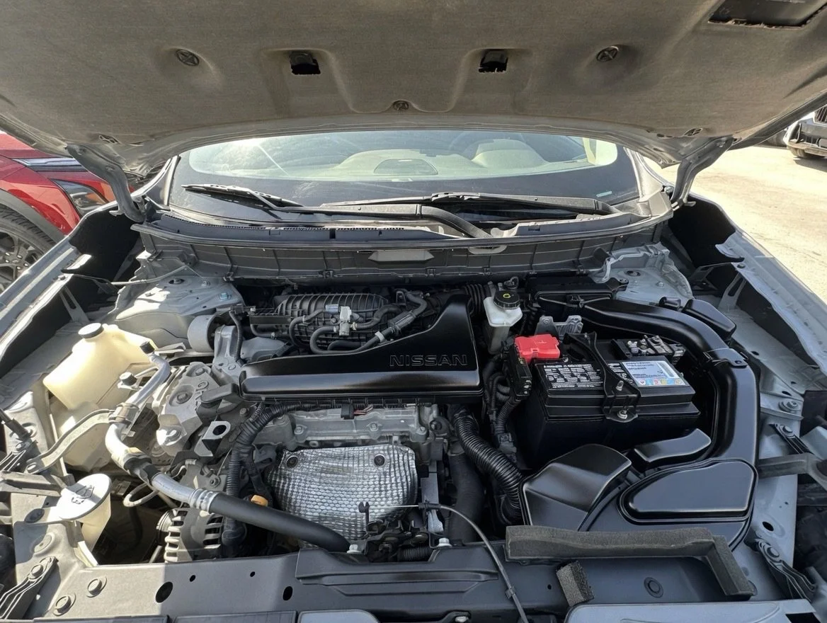 Used 2019 Black Nissan SL image 17