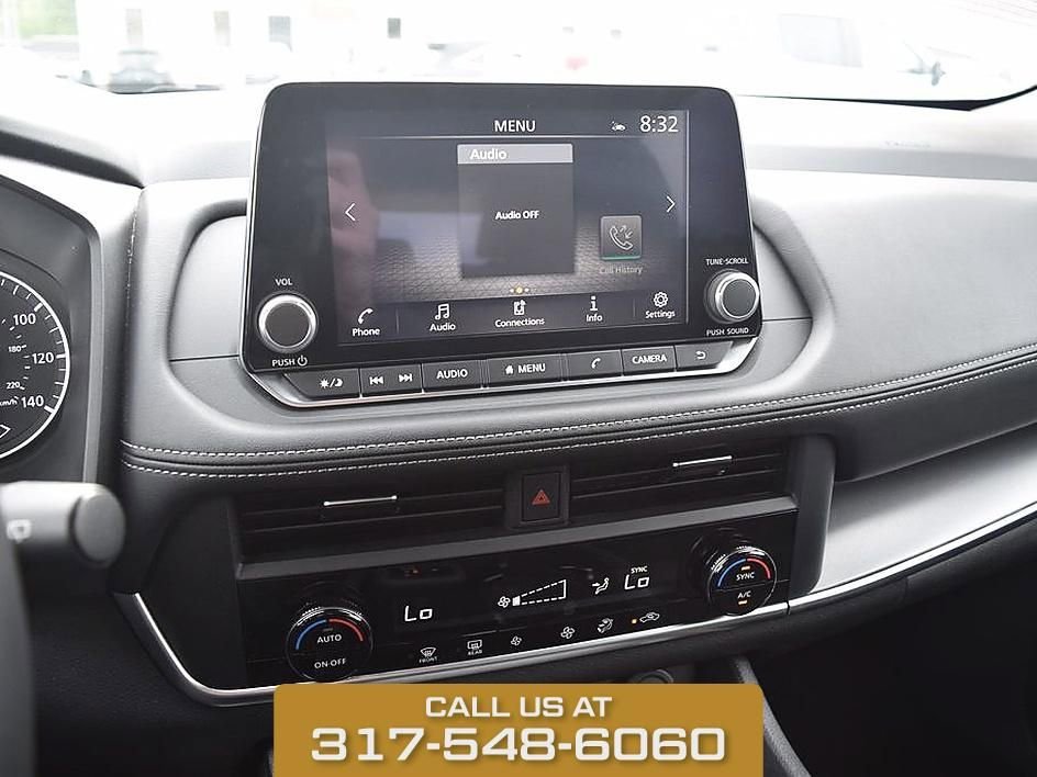 Used 2025 Deep Ocean Blue P Nissan SV image 28