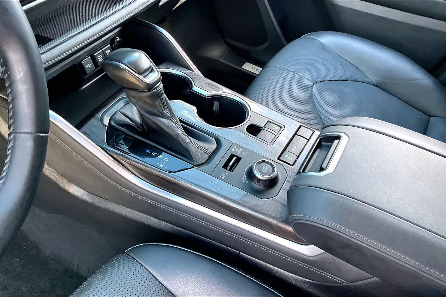 Used 2021 Celestial Silver Metallic Toyota Platinum image 17