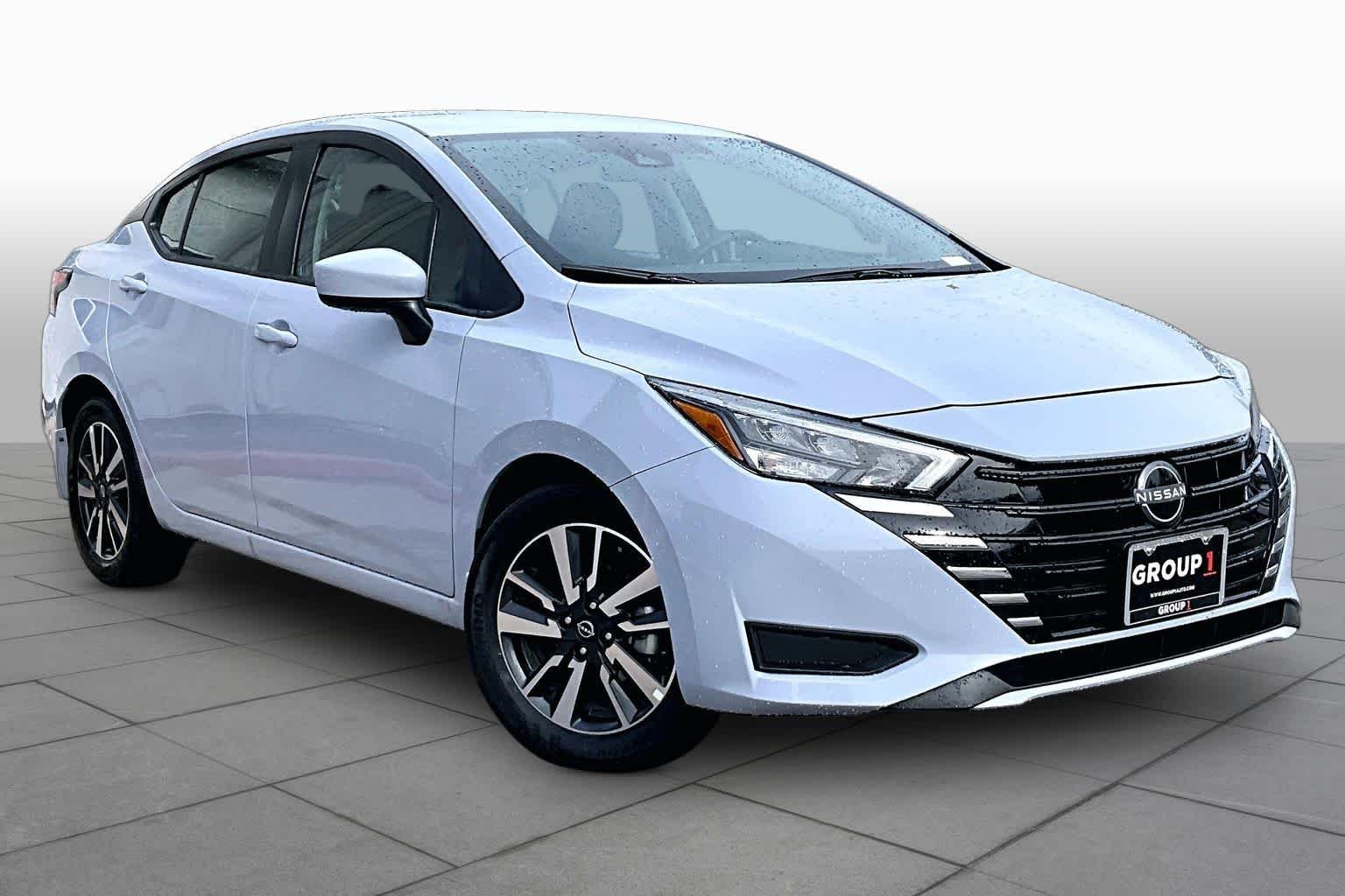 Certified Used 2025 Gray Sky Pearl Nissan SV image 3