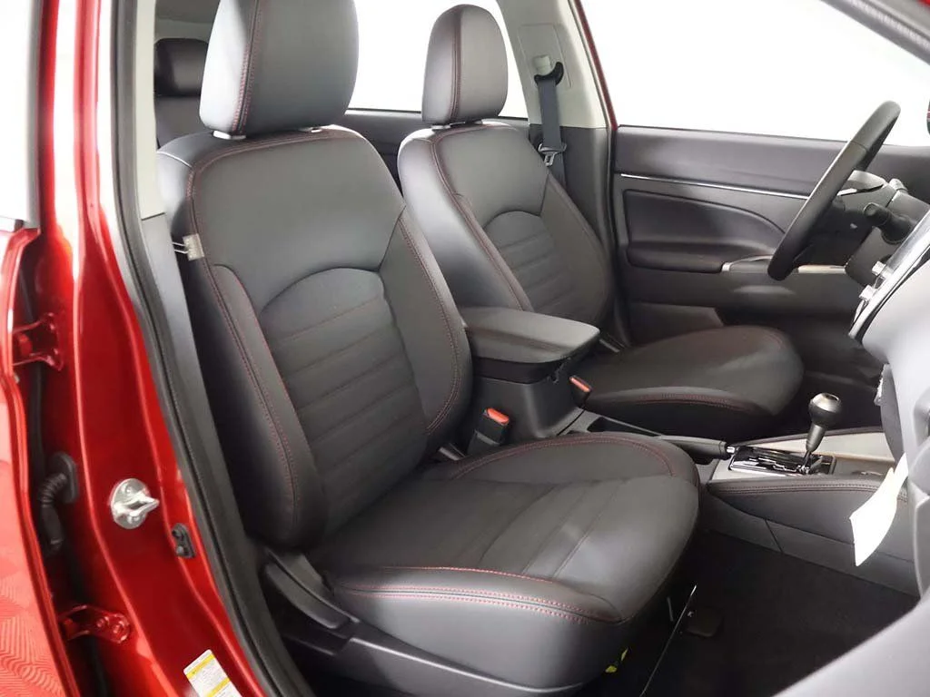2025 Mitsubishi Outlander Sport SE - Photo 27