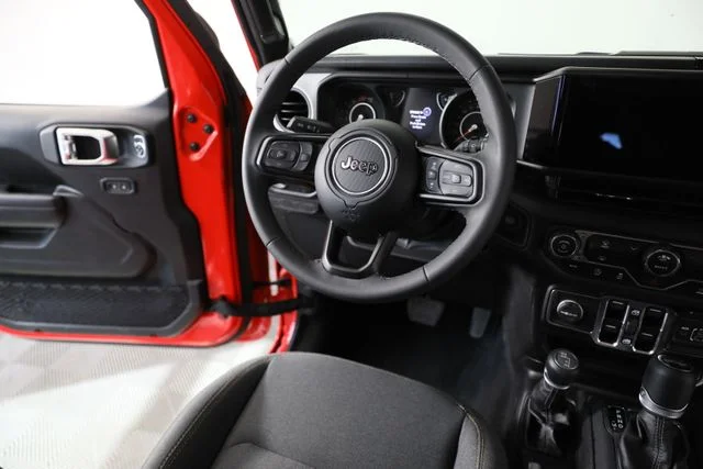 Used 2025 Red Jeep Sport S image 22