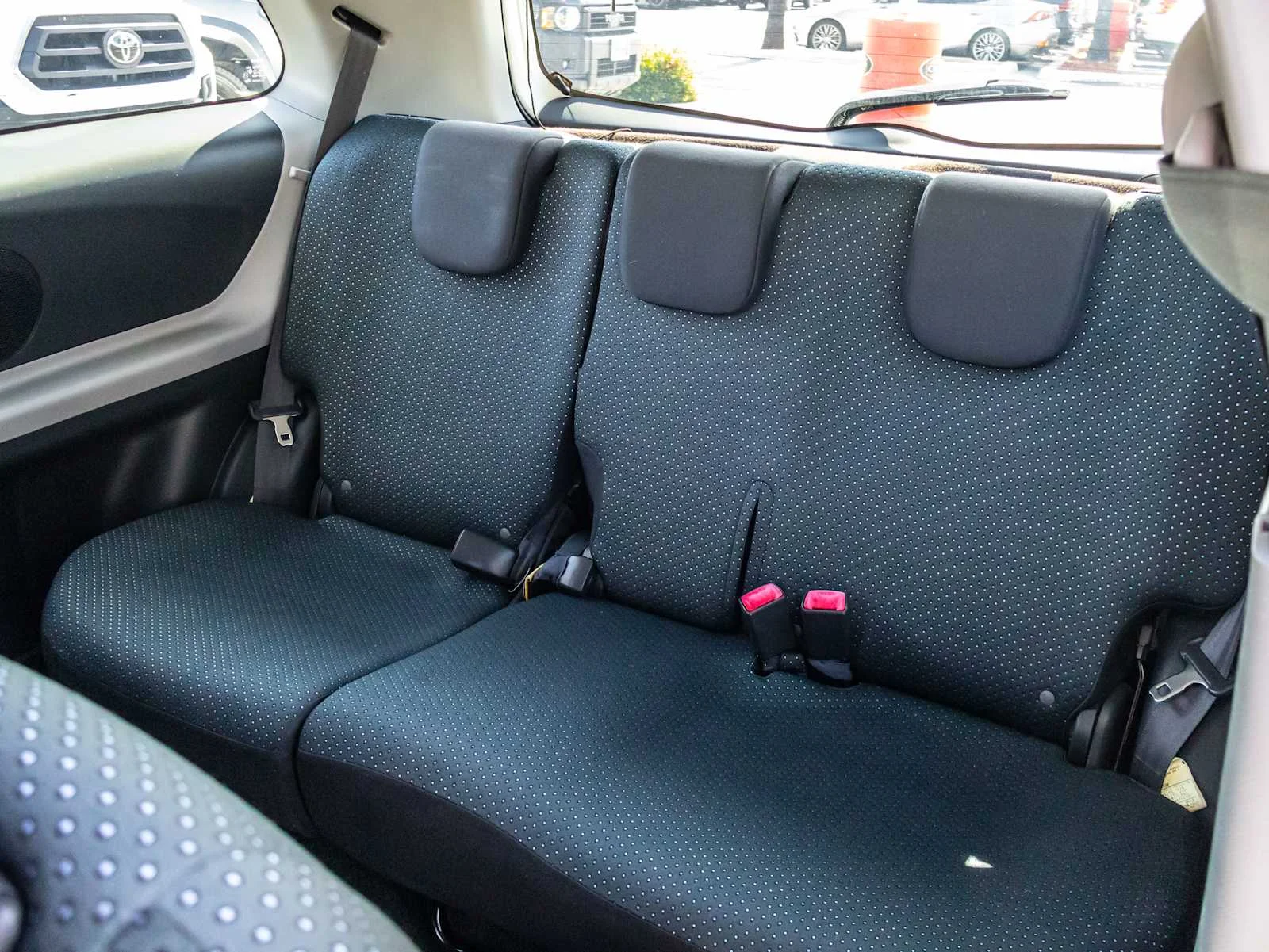 Used 2008 Polar White Toyota  image 18