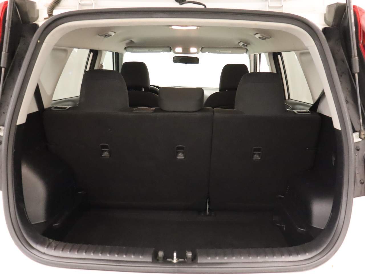 2021 Kia Soul LX - Photo 18