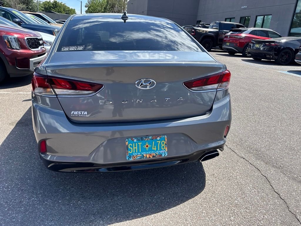 Used 2018 Gray Hyundai SEL image 15