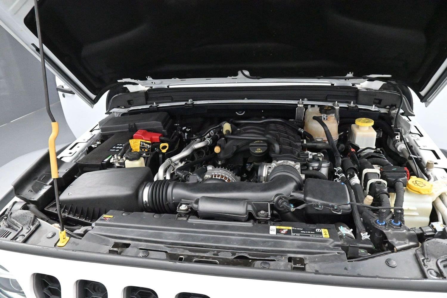 Used 2022 Bright White Clearcoat Jeep Mojave image 34