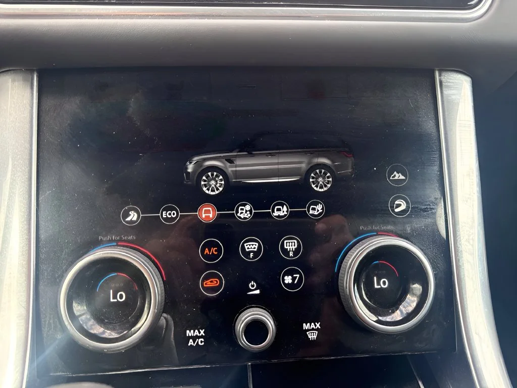 Used 2020 White Land Rover HST image 17