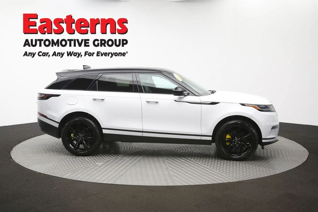 Used 2023 White Land Rover S image 47