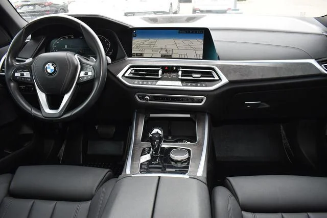 Used 2021 Alpine White BMW xDrive40i image 14