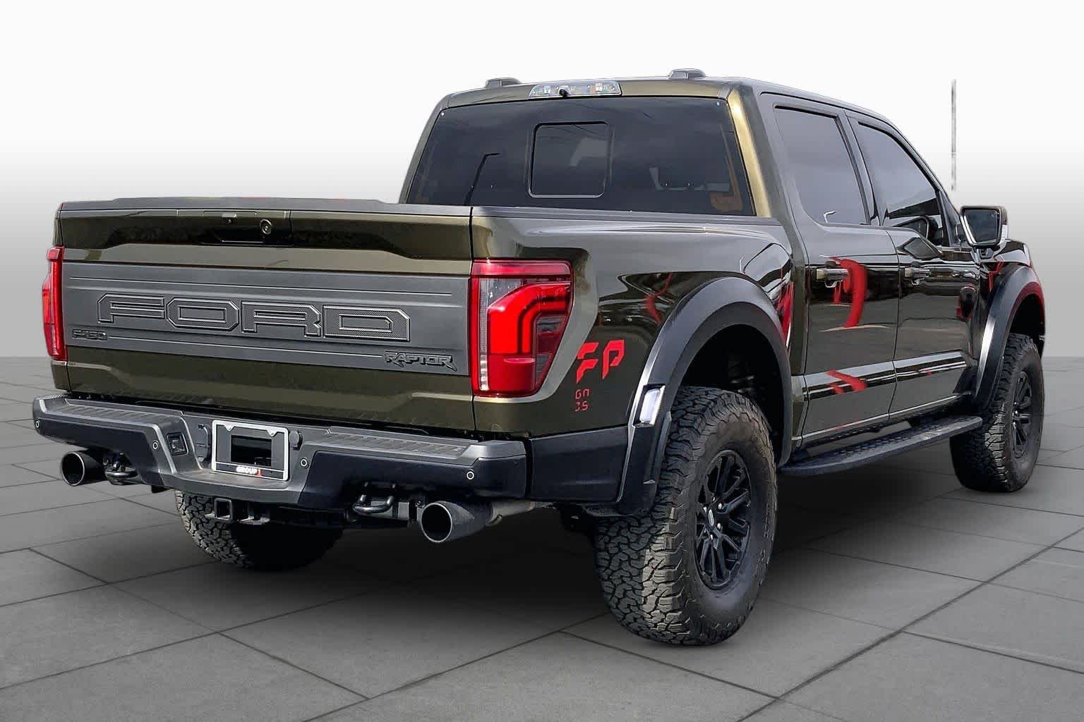 Used 2024 Shelter Green Ford Raptor image 13