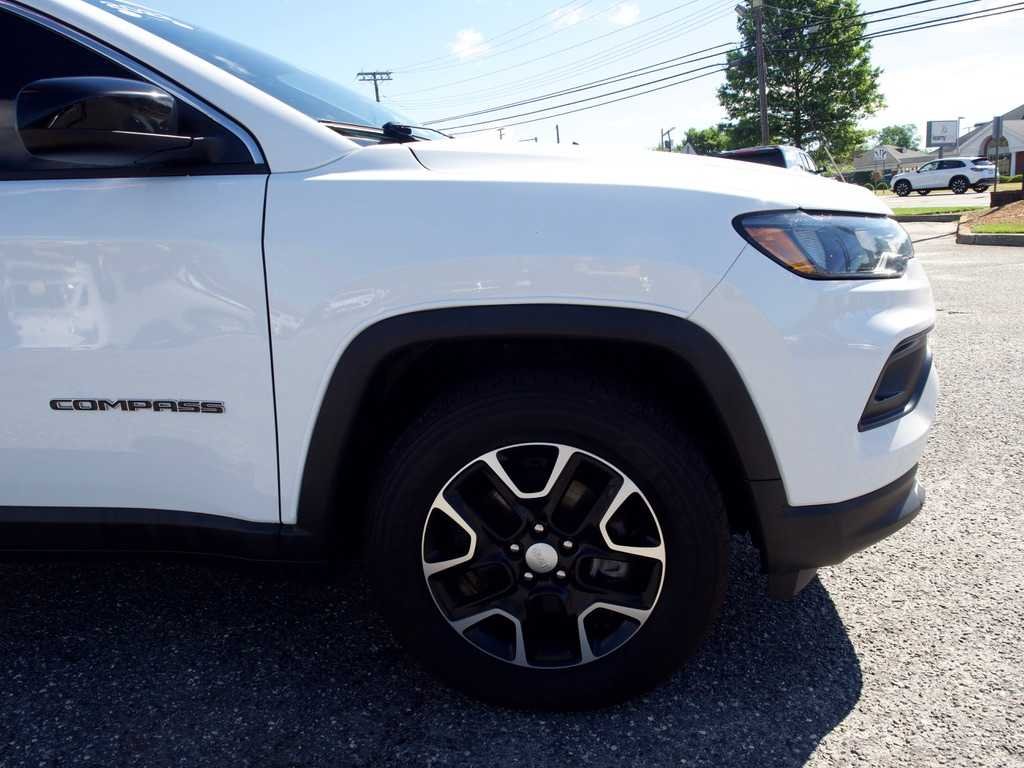 2022 Jeep Compass Latitude - Photo 11