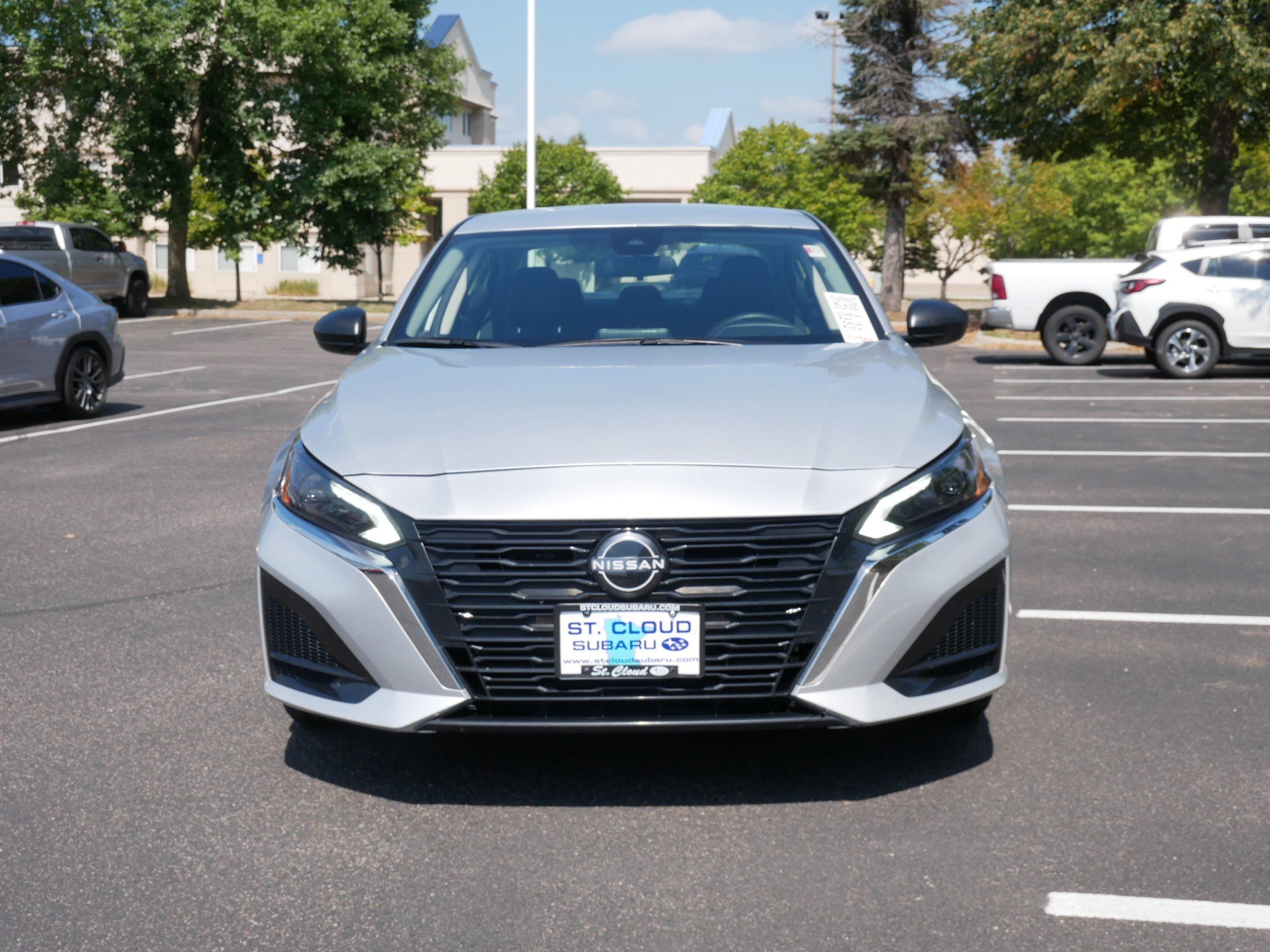 Used 2024 Nissan Altima SV with VIN 1N4BL4DV3RN346207 for sale in Saint Cloud, Minnesota