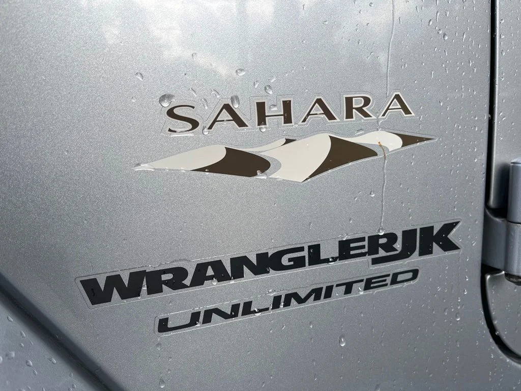 Used 2018 Silver Jeep Unlimited Sahara image 20