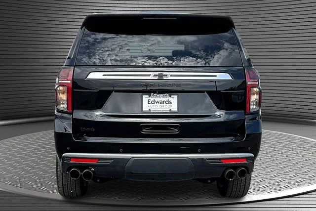 Used 2024 Black Chevrolet High Country image 5