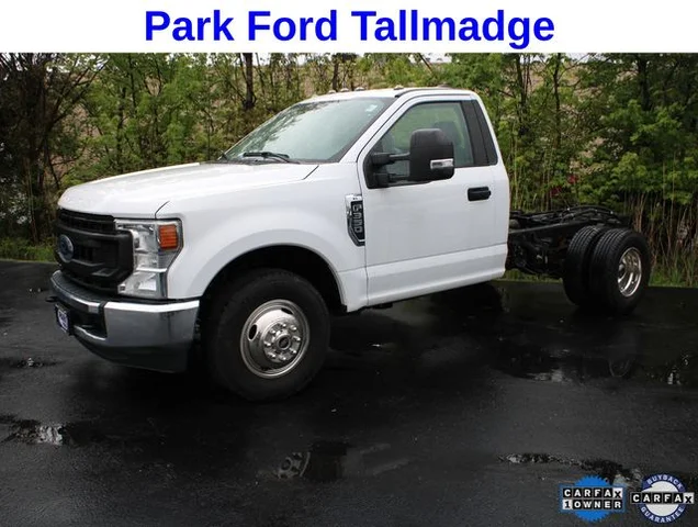 2022 Ford F-350 Chassis Cab XL
