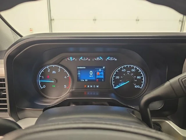 New 2027 Oxford White Ford F-350® XLT image 34