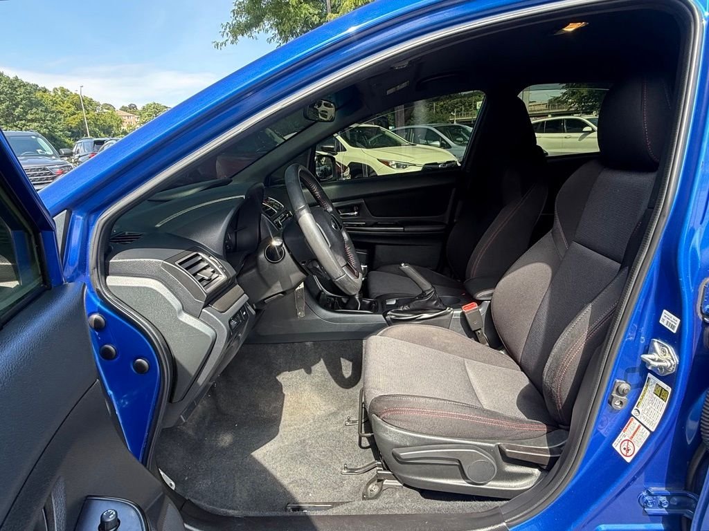 Used 2019 Blue Subaru Base image 22