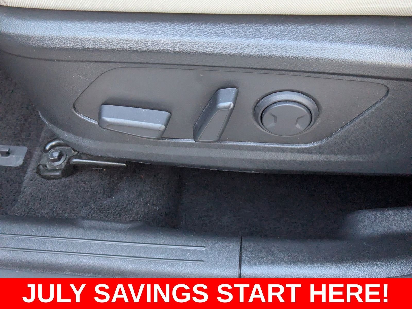 Used 2026 White Hyundai SEL image 22
