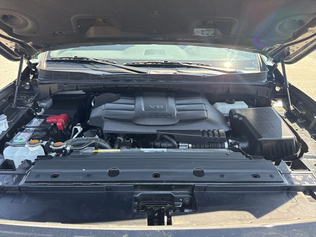 Used 2024 Green Nissan SV image 33