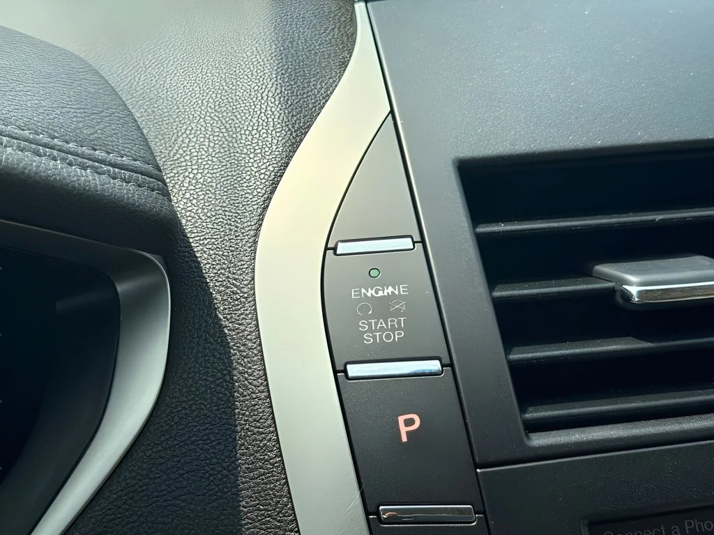 Used 2015  Lincoln Base image 11