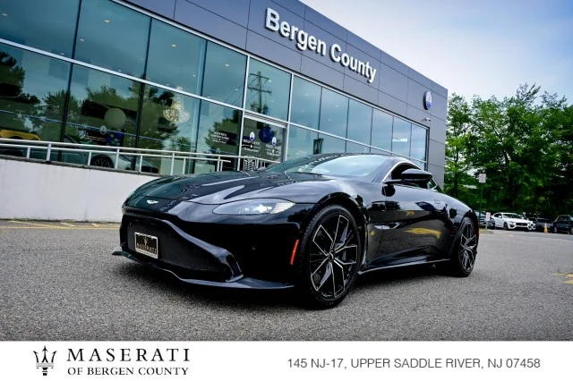 2022 Aston Martin Vantage 