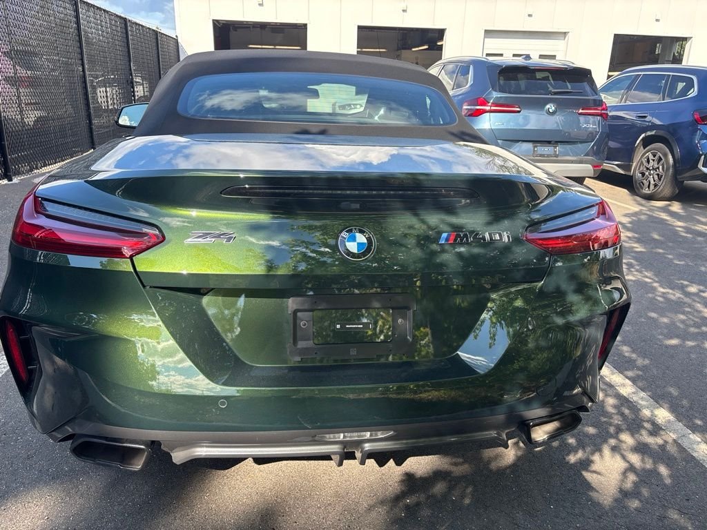 Used 2026 San Remo Green Metallic BMW sDrive M40i image 7