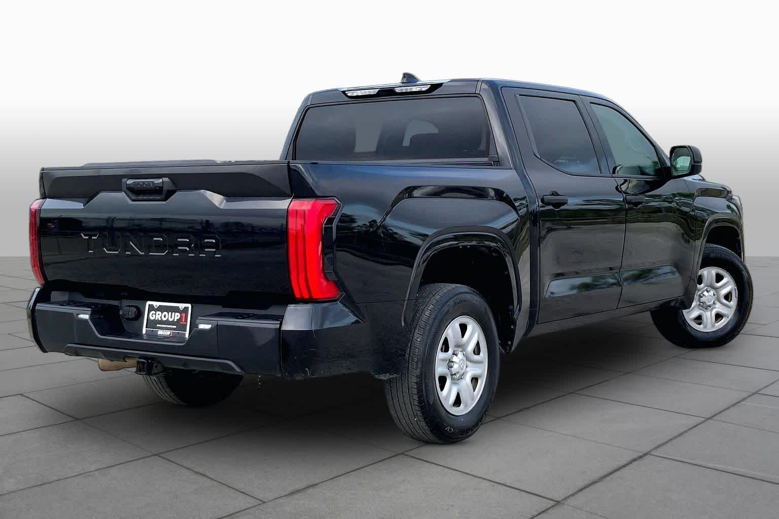 Used 2022 Midnight Black Metallic Toyota SR image 13