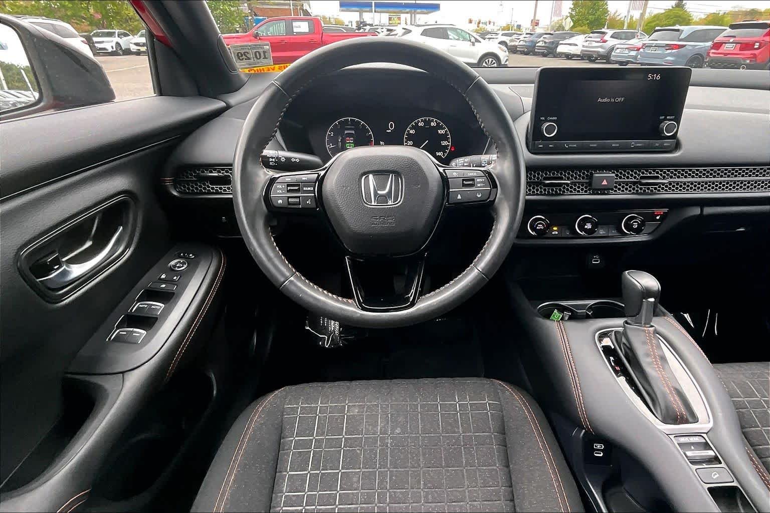 2025 Honda HR-V Sport - Photo 6