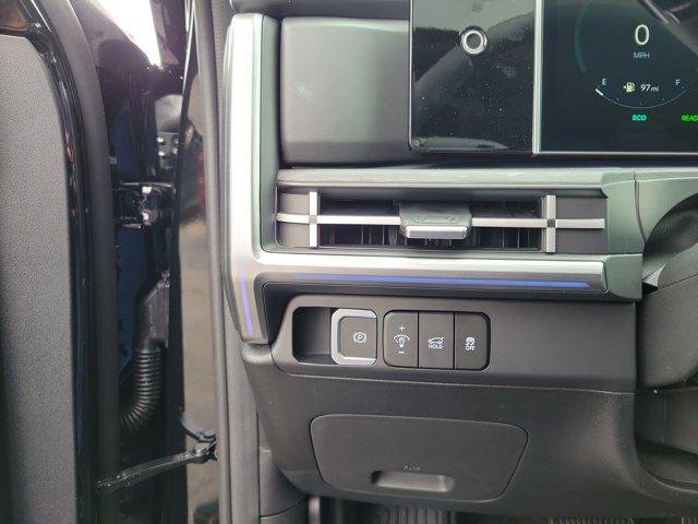 New 2026 Phantom Black Hyundai Limited image 21