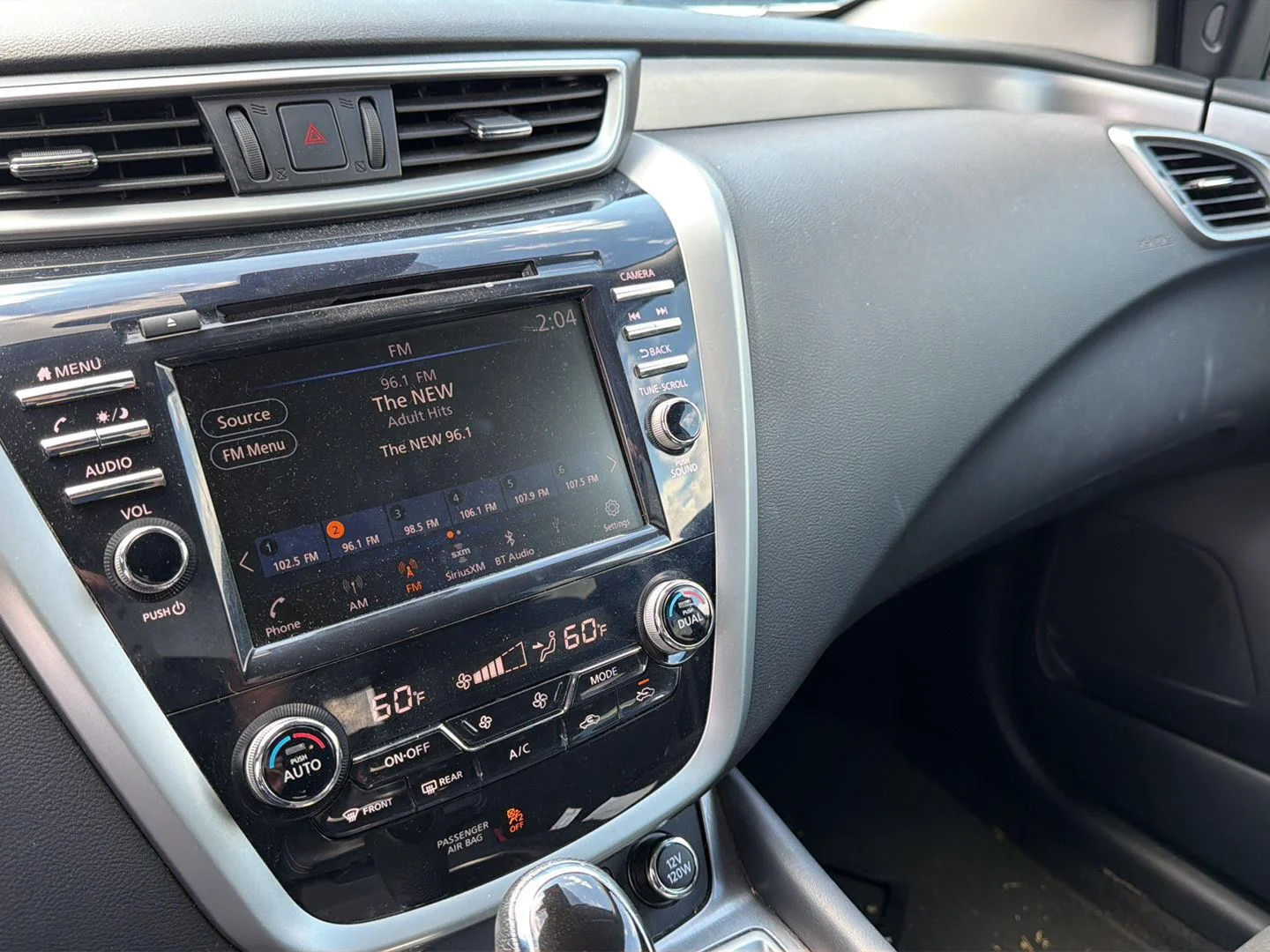 Used 2020 Pearl White Tricoat Nissan SV image 13