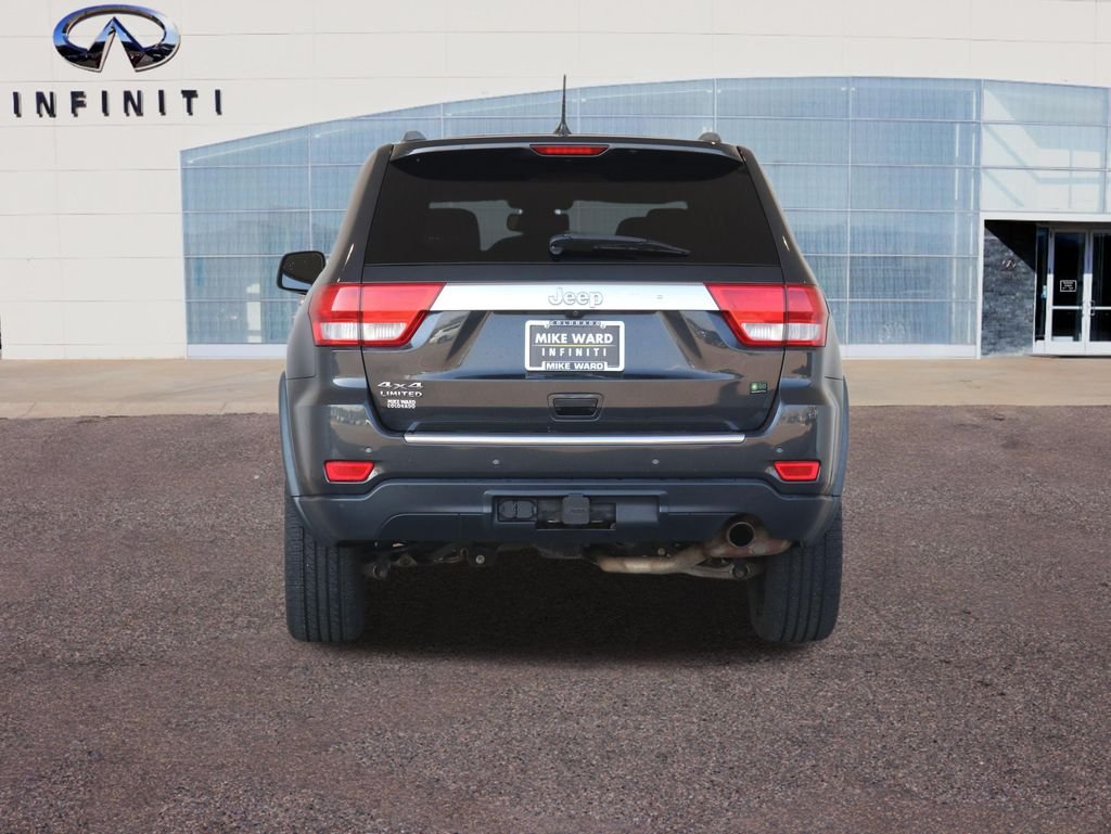 Used 2011 Gray Jeep Limited image 49