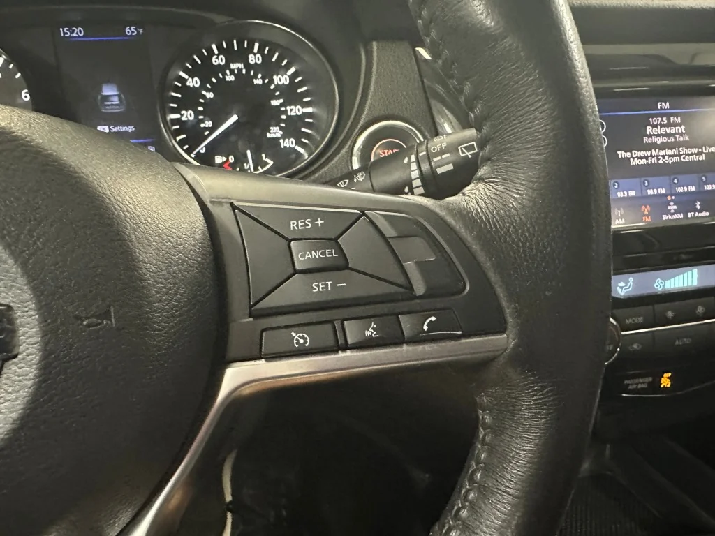 2019 Nissan Rogue SV - Photo 11
